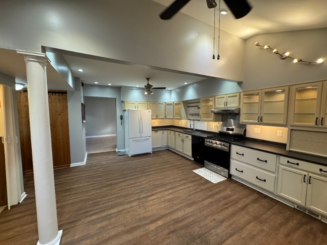 Photo - 337 Beach Ave Unidad 337 Beach Ave