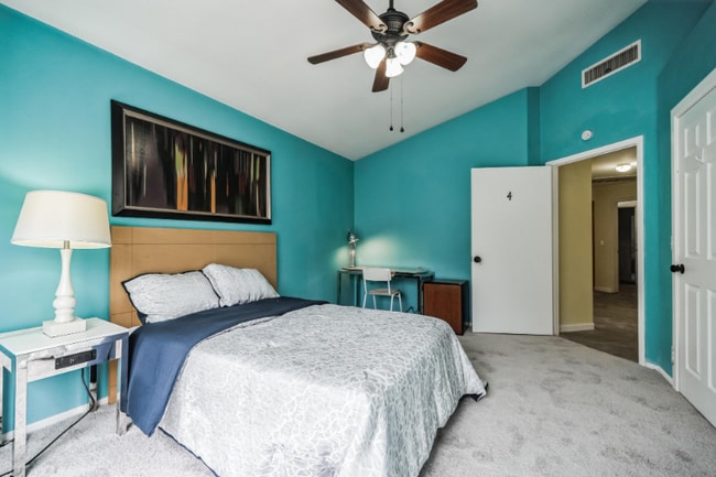Building Photo - 1321 Red Torador Cir Rental
