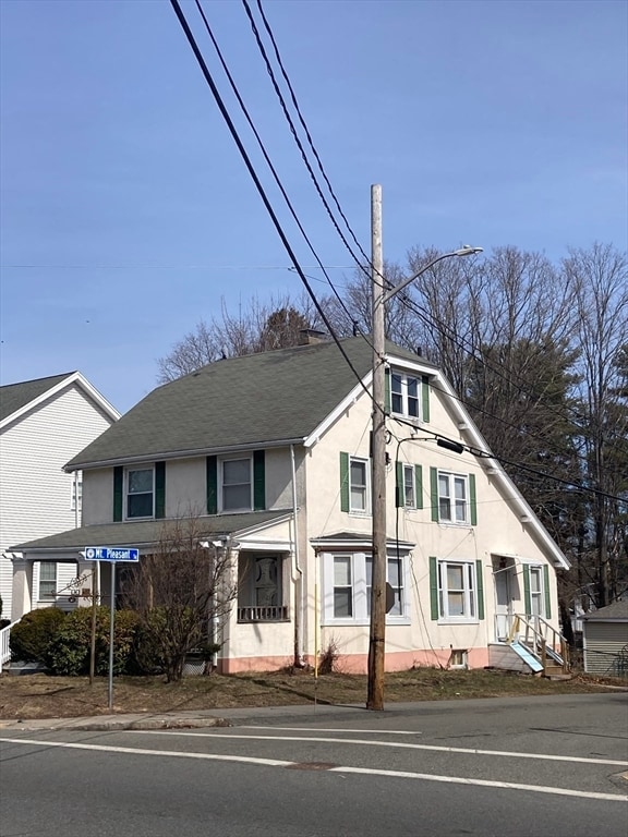 Photo - 427 N Main St