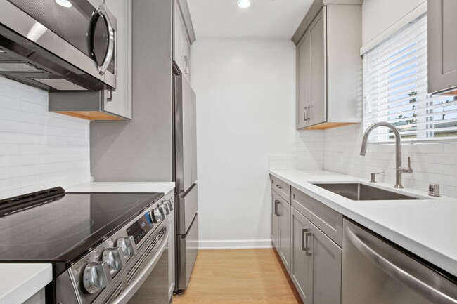 Photo - 117 Strand St Unit 4