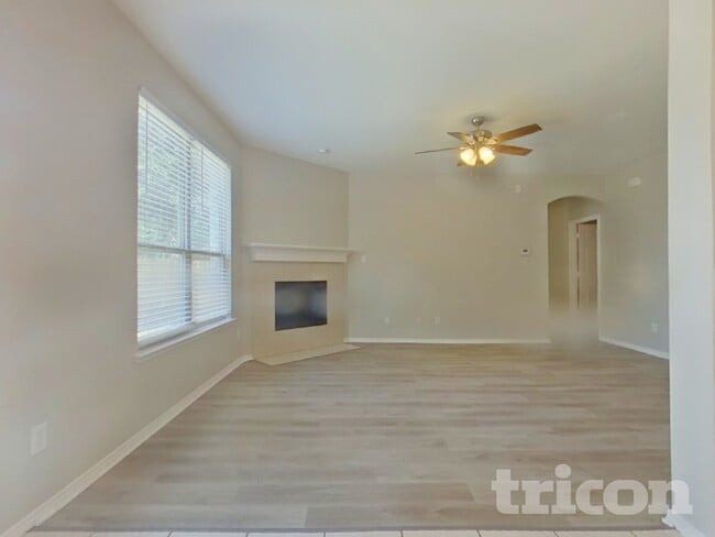 Photo - 3005 Glenrose Dr