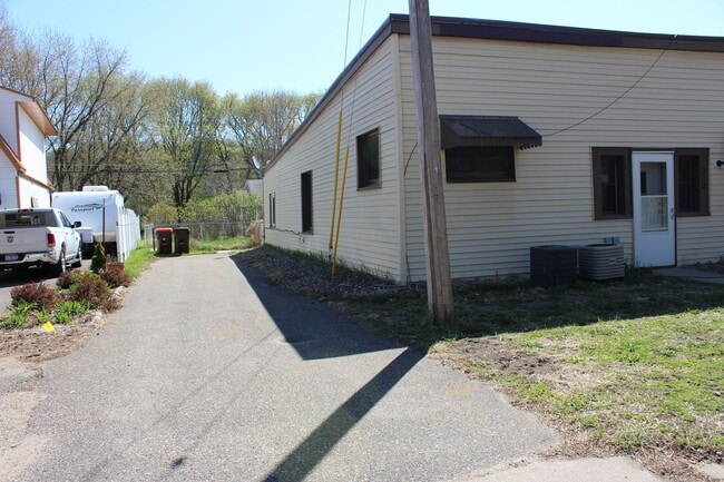 Photo - 3 Bedroom - one level