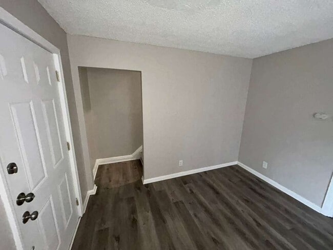 Photo - Renovated 3 Bedroom Colonial