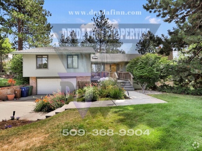 Building Photo - 3,700 sqft of Quiet Luxury & Stunning Views Rental