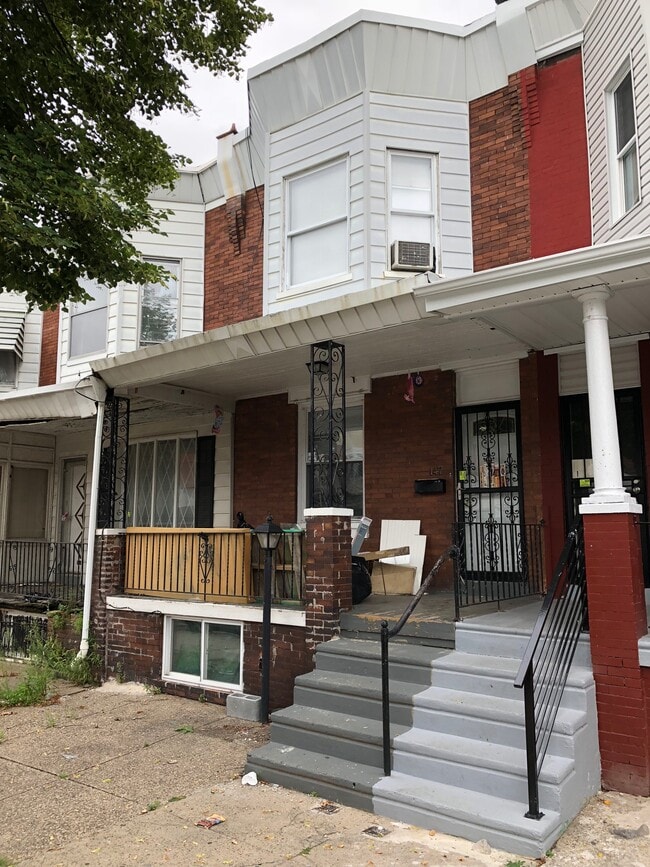 Building Photo - 147 N Paxon St