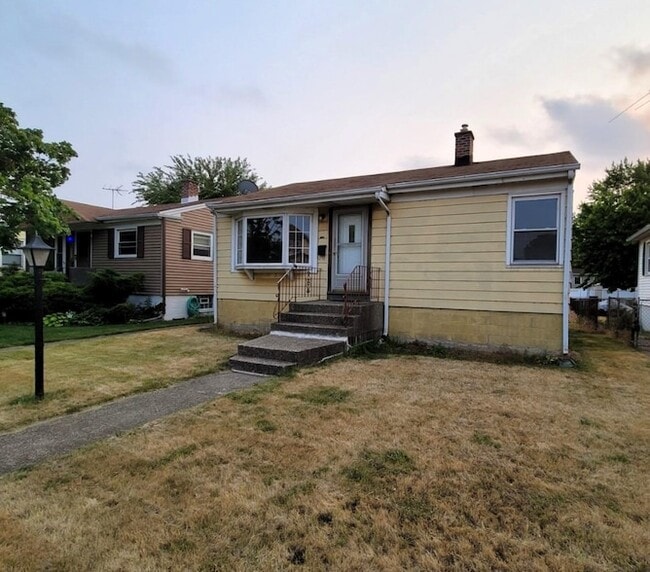 Photo - 2716 White Oak Ave