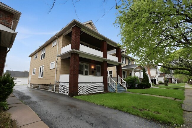 Photo - 2463 South Ave