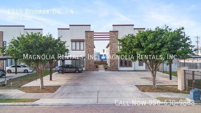 Building Photo - 1315 Bodark Dr