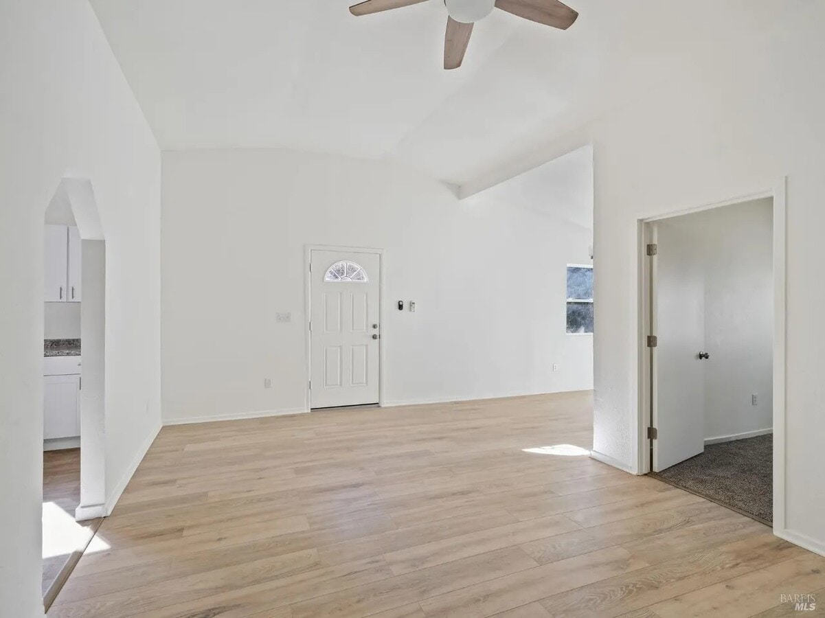 Photo - 14158 Villa Way