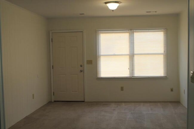 Photo - 805 S Caldwell St