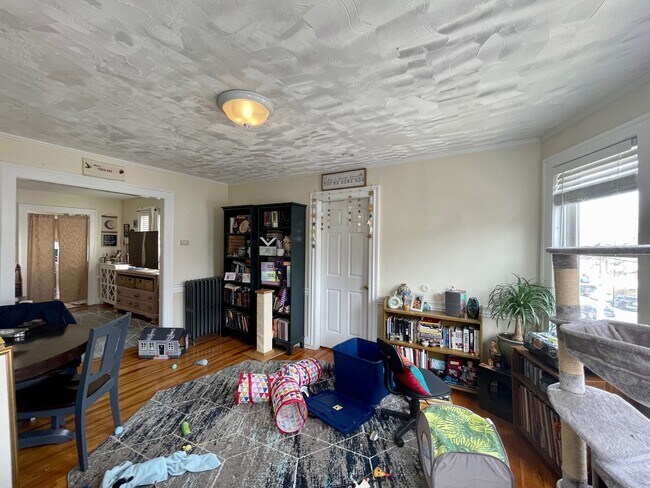 Photo - 62 Brock St Unit 2