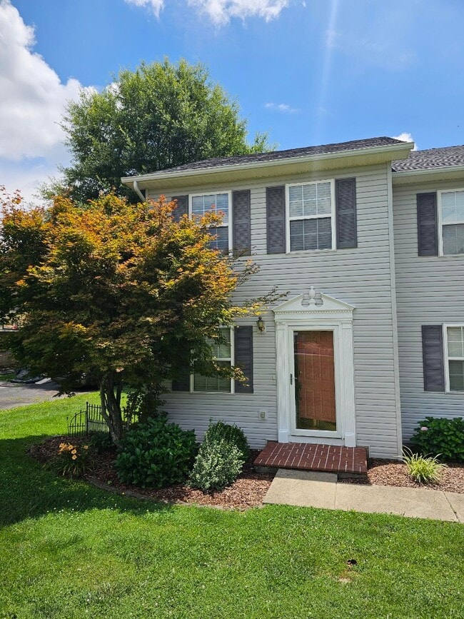 Building Photo - 56 Tulip Grove Cir