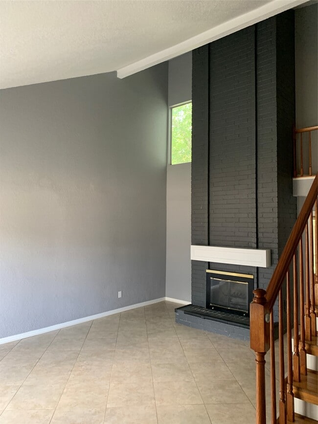 Photo - 19426 Lake Hollow Ln