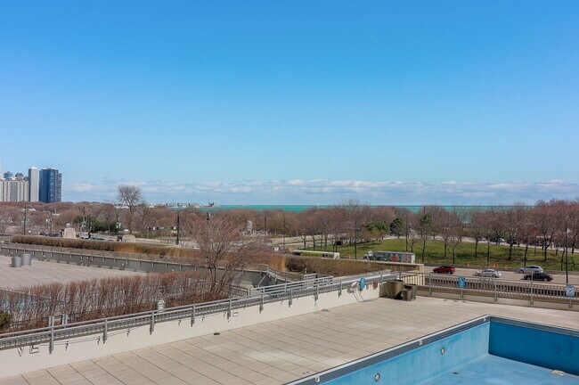 Photo - 1235 S Prairie Ave Unit 601