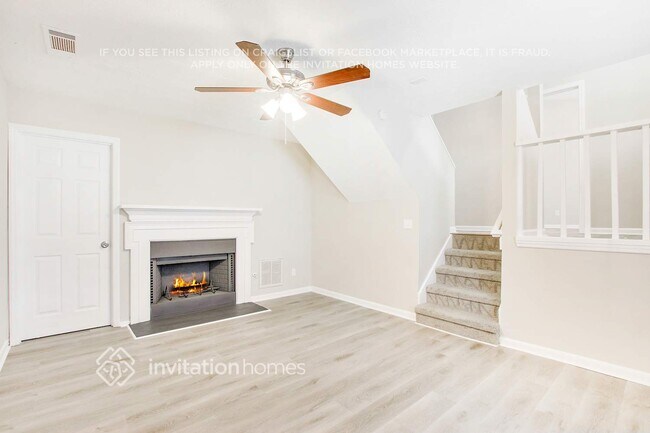 Photo - 1599 Clifton Downs Dr SE