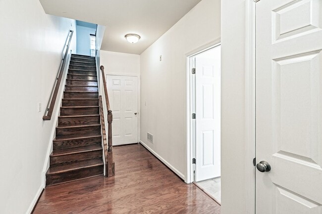 Photo - Claymont - 3 bedroom townhome in Darley Green