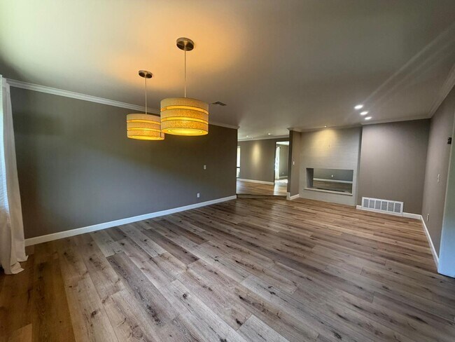 Photo - 9225 N Arroya Vista Dr W