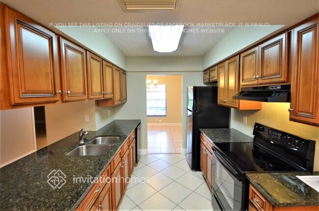 Photo - 1004 Highgrove Ct