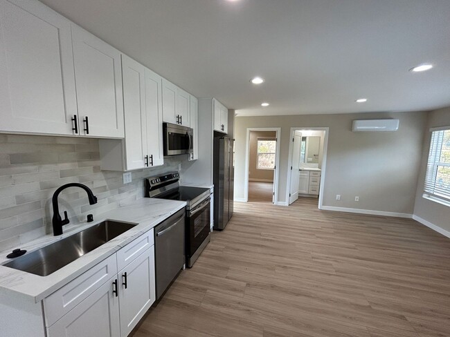 Photo - 5976-5978 Baja Dr Townhome