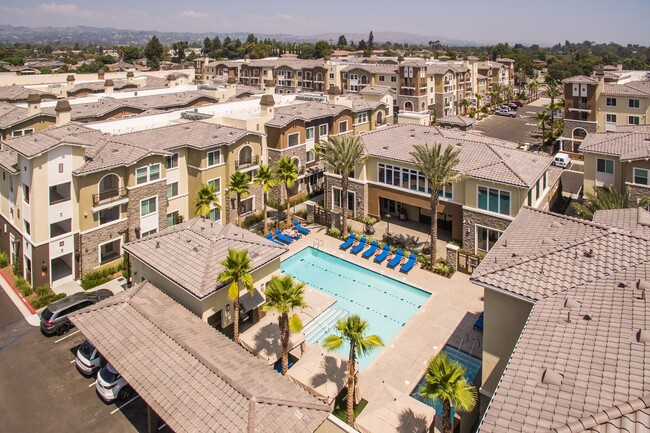 Building Photo - Valentia by Windsor Rental