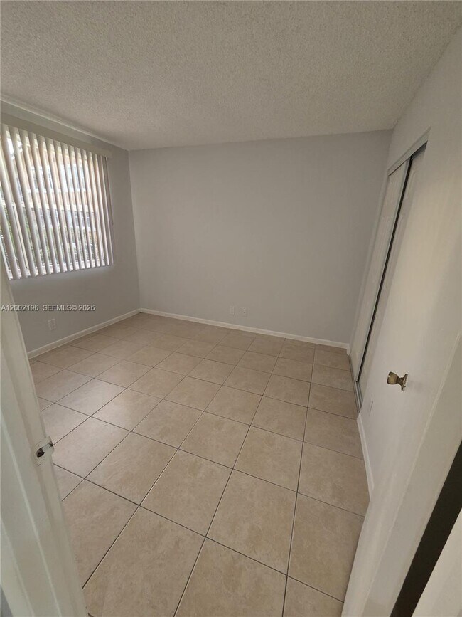 Photo - 891 Cypress Park Way