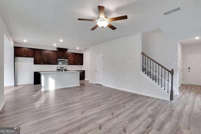 Photo - 291 Wells Cir