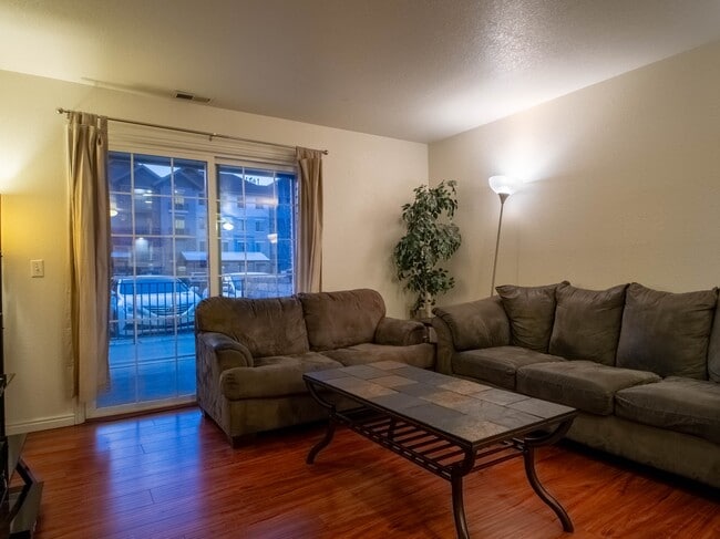 Photo - 108 W 1230 N St