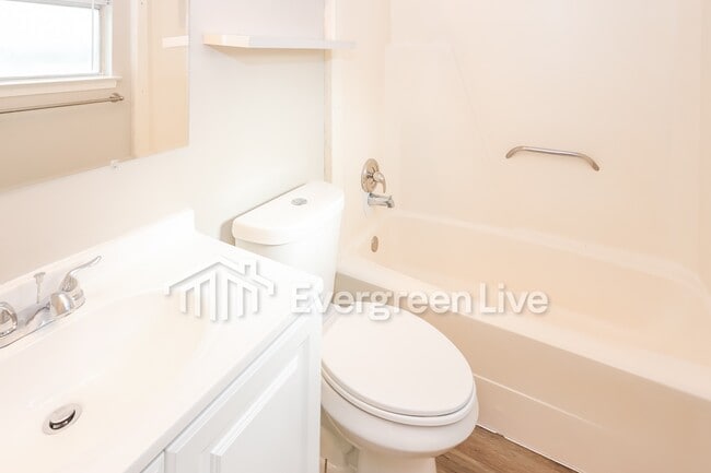 Photo - 5930 Cliff Valley Dr