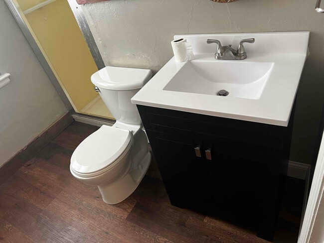 Photo - 340 Ellis Ave Unit 23