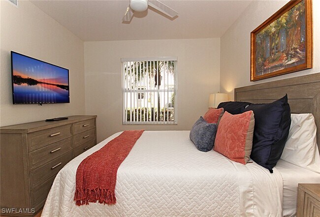 Building Photo - 3380 W Crown Pointe Blvd Unit 102