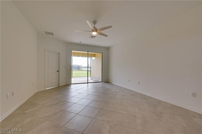 Photo - 2620 Vine Ave