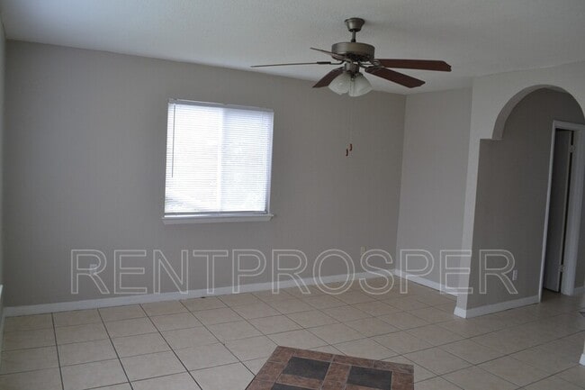 Photo - 2000 Ludlow Ln Unidad #2801