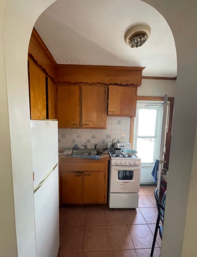 Photo - 85 Winthrop Shore Dr