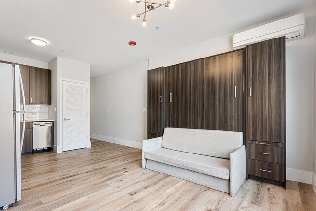 Photo - 1531 W Howard St Unit 407