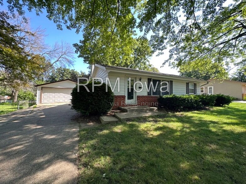 1318 SW Lynn Dr