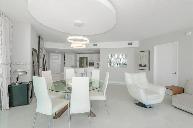 Photo - 3 bedroom in Sunny Isles Beach FL 33160