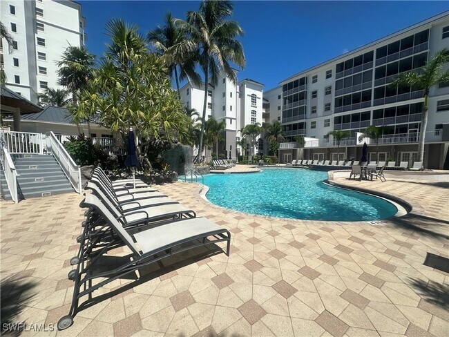 Photo - 470 Launch Cir Unit V-503