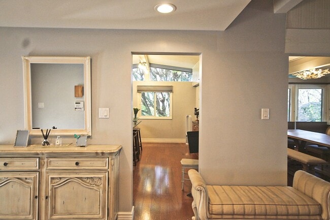 Photo - Unfurnished South of the BLVD. Minutes to Westside, Mulholland, 405. Roscomare Road Elementary