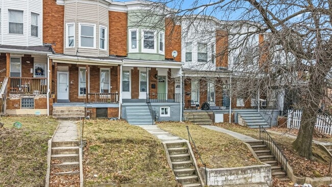 Photo - 2906 Clifton Ave