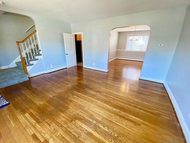 Photo - Charming 3 Bedroom/2 Bathroom Townhome with In-Unit Laundry in Ramblewood, MD!