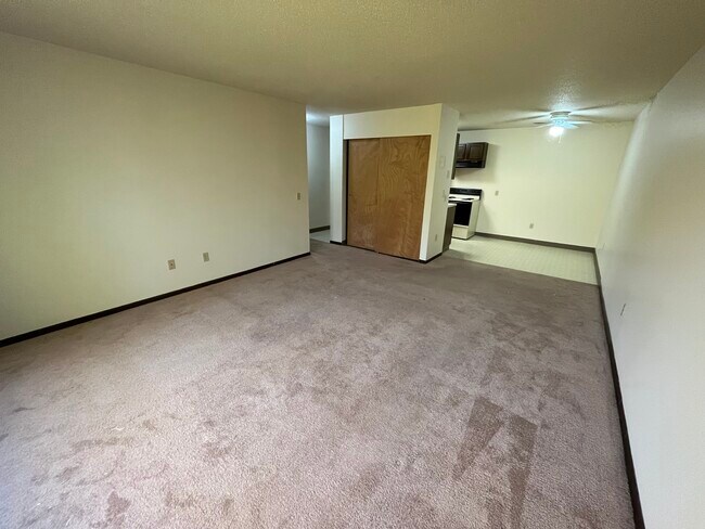 Piedmont Manor Apartments