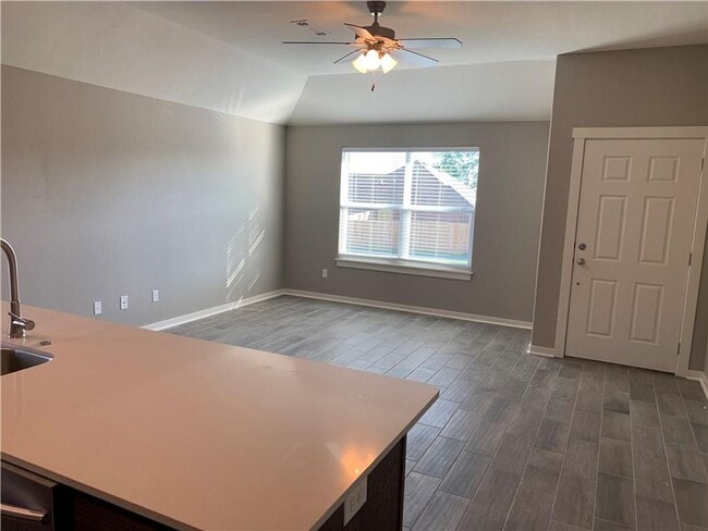 Netzel Properties, LLC - 601 (AN*) - Netzel Properties, LLC - 601 (AN*) Apartamento Unidad 601 A