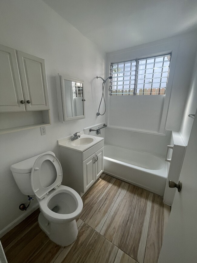 Photo - 202 Bicknell Ave Unit 8