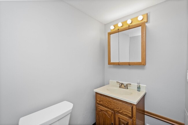 Photo - 450 Center St Unit 450 Center Street House