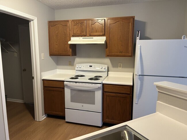 Photo - Wonderful 2 BR Ranch in Plainfield!