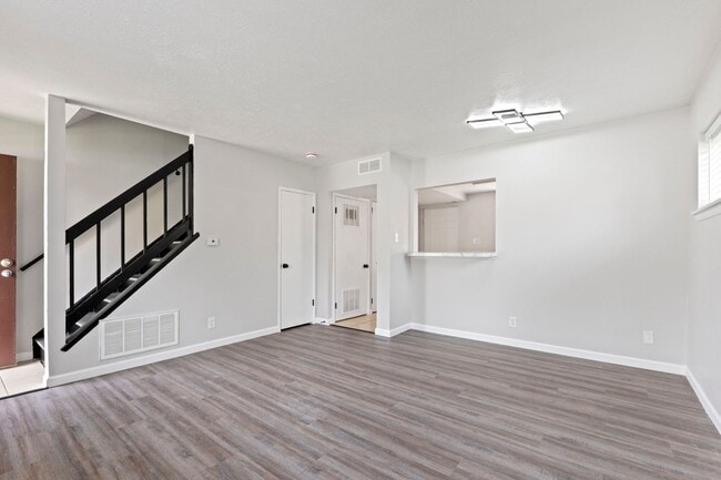 The Vistas Apartment Homes