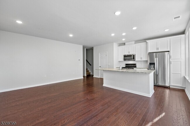 Photo - 1012 Station Rd