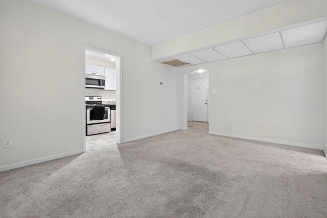 Photo - Simply Beautiful, Spacious 2 Bd/1Bth Condo on 50 acres of parklike setting w/ winding paths! Unit 8-399