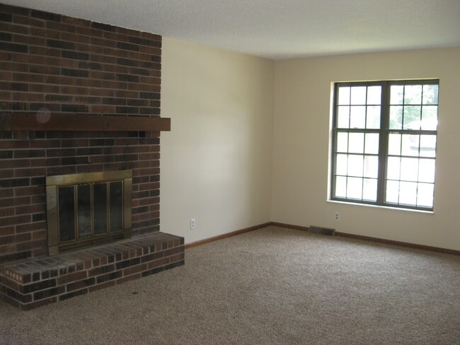 Photo - 1322 W 24th St S