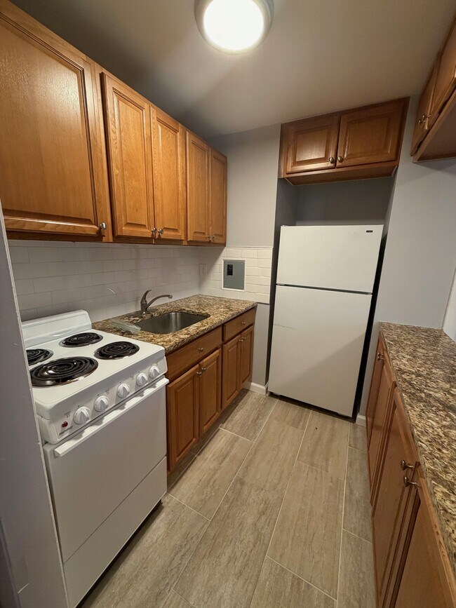 Photo - 15 Fairfax Ave